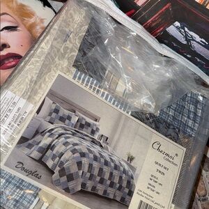 🛏️ 🌹 🛏️ • WAYFAIR x ChezMoi • 🌹 🛏️ 🌹